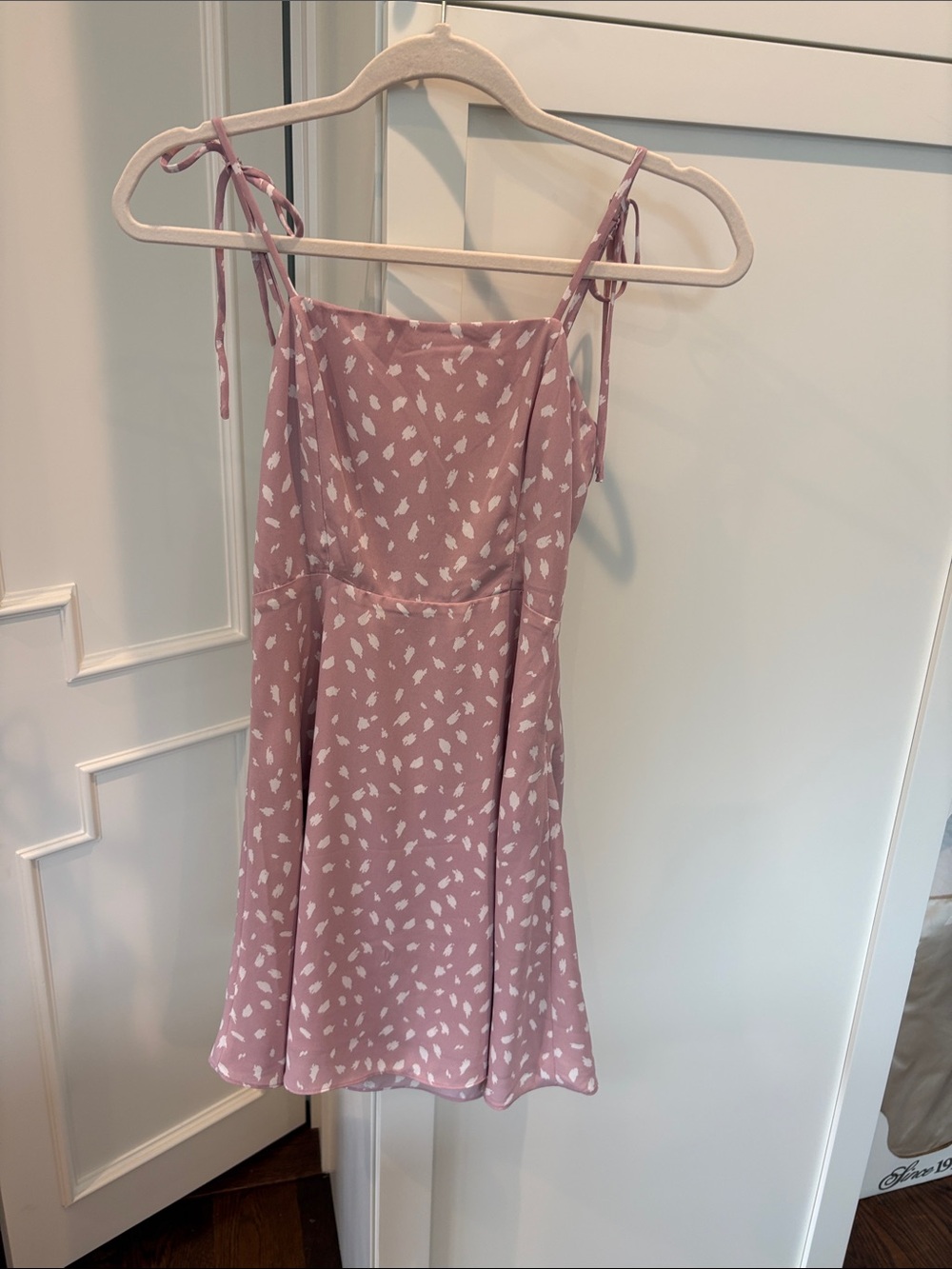 Women’s  XS Lavender/Pink Printed Tie-Shoulder Sundress
